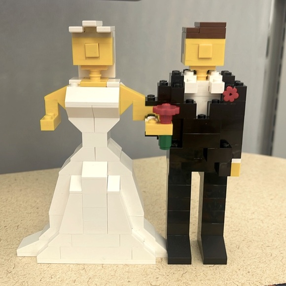 LEGO bride and groom (ABS glued) - Picture 1 of 4